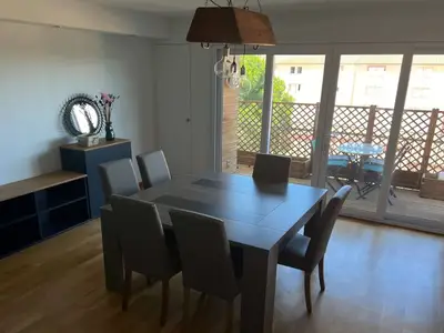 DiningRoom
