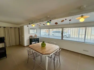 DiningRoom