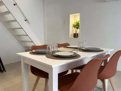 DiningRoom