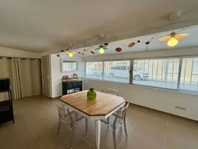 DiningRoom