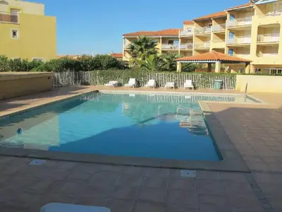 PoolOfHouse