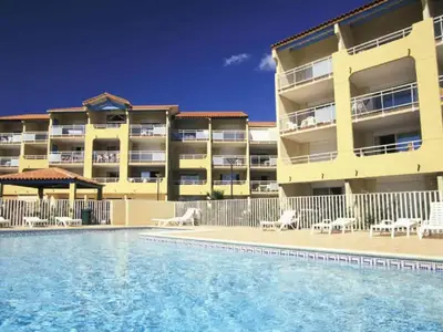 PoolOfHouse