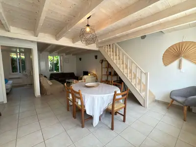 DiningRoom
