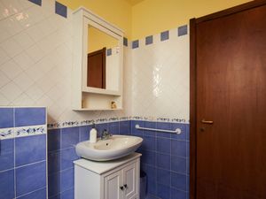 23848948-Ferienwohnung-4-Valsolda-300x225-3