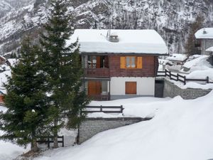 23851505-Ferienwohnung-4-Valtournenche-300x225-0