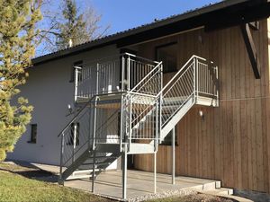 22510863-Ferienwohnung-4-Vandans-300x225-1