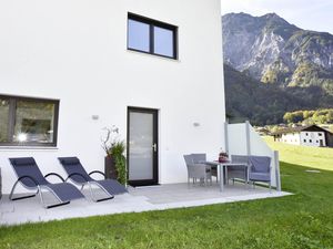 22653977-Ferienwohnung-4-Vandans-300x225-3