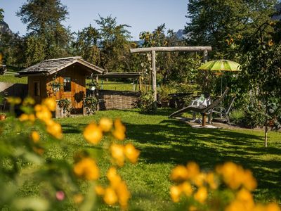 Eine Wiese zum Toben für die Kinder