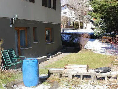 Haus Frei-Zambra Garten Ferienwohnung