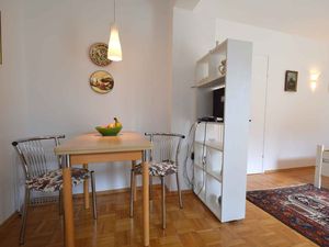 23777172-Ferienwohnung-2-Vantacici-300x225-4