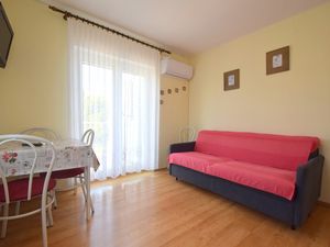 23934310-Ferienwohnung-3-Vantacici-300x225-1