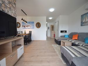 23934291-Ferienwohnung-4-Vantacici-300x225-2