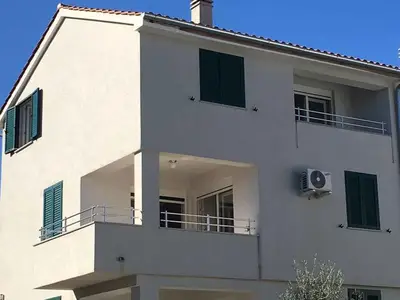 Ferienwohnung für 5 Personen (95 m²) in Vantacici 2/10