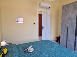 23695959-Ferienwohnung-4-Varazze-300x225-4