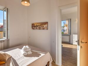 23759311-Ferienwohnung-3-Varazze-300x225-1