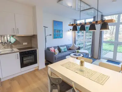 Ferienwohnung für 5 Personen (70 m²) in Varel 1/10