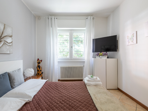 23284284-Ferienwohnung-3-Varenna-300x225-2