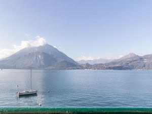 22232263-Ferienwohnung-8-Varenna-300x225-2