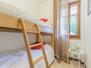 22633121-Ferienwohnung-6-Varenna-300x225-4