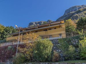 23345609-Ferienwohnung-4-Varenna-300x225-5