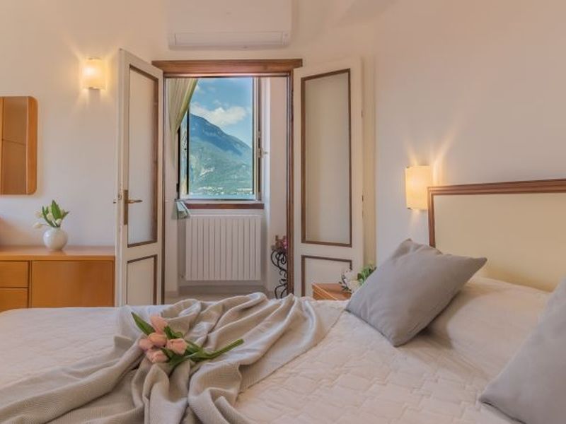 23470842-Ferienwohnung-4-Varenna-800x600-2