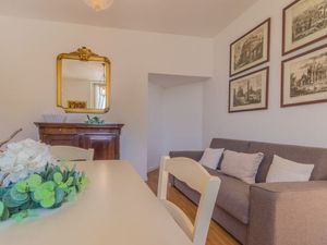 23545241-Ferienwohnung-2-Varenna-300x225-2