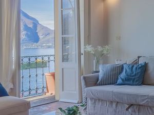 23977178-Ferienwohnung-4-Varenna-300x225-4