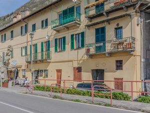 23977178-Ferienwohnung-4-Varenna-300x225-2