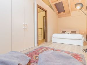 22232263-Ferienwohnung-8-Varenna-300x225-2