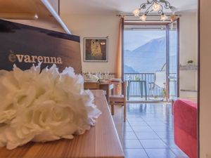 22232135-Ferienwohnung-4-Varenna-300x225-3