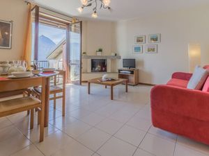 22232135-Ferienwohnung-4-Varenna-300x225-4