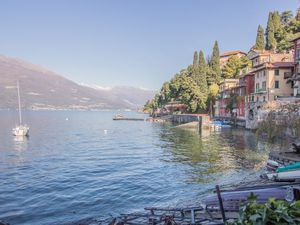 22232263-Ferienwohnung-8-Varenna-300x225-3