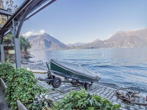 22232263-Ferienwohnung-8-Varenna-300x225-5