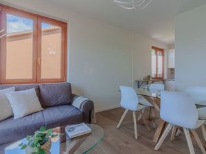 22232297-Ferienwohnung-5-Varenna-300x225-4