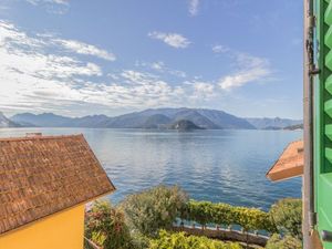 23205611-Ferienwohnung-2-Varenna-300x225-5