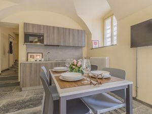 23498486-Ferienwohnung-2-Varenna-300x225-2