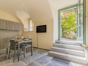 23498486-Ferienwohnung-2-Varenna-300x225-1