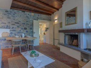 23977178-Ferienwohnung-4-Varenna-300x225-5