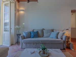 23977178-Ferienwohnung-4-Varenna-300x225-3