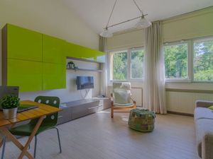 24048069-Ferienwohnung-4-Varenna-300x225-3