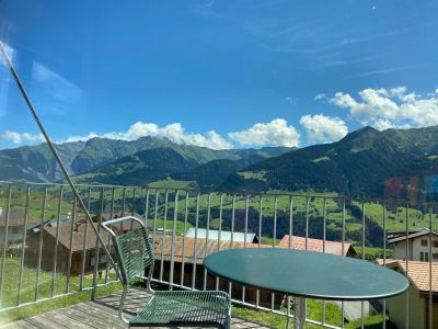 Ferienhaus Balcon Sulegliv - Aussicht Sommer