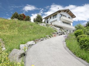 Ferienhaus Davos Munts - Ansicht Sommer