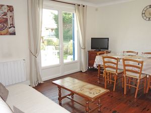 23842686-Ferienwohnung-4-Vaux Sur Mer-300x225-1