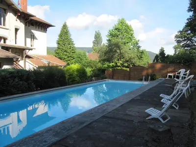 PoolOfHouse