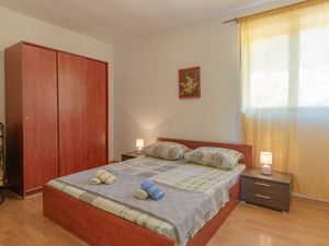 24058360-Ferienwohnung-4-Vela Luka-300x225-4