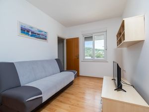 24058549-Ferienwohnung-2-Vela Luka-300x225-1