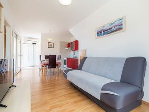 24058549-Ferienwohnung-2-Vela Luka-300x225-3