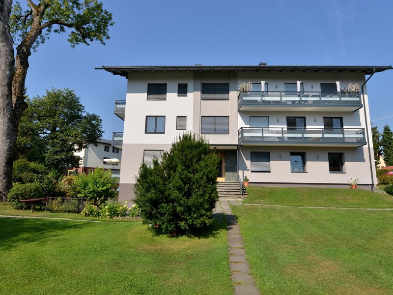 23586966-Ferienwohnung-2-Velden am Wörther See-800x600-2