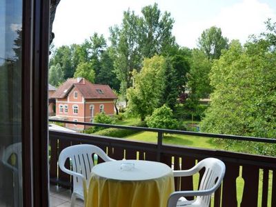 Balkon mit Möbel