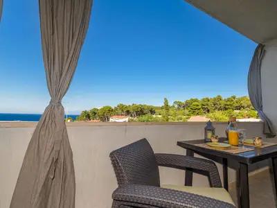 Ferienwohnung für 2 Personen (32 m²) in Veli Lošinj 6/10